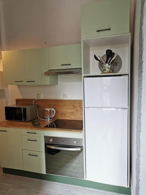Appartement Cozy D'Opale Charmant T1 Bord De Mer Cour Privee Et Clot Wifi 3 Pers Animaux Acceptes Gratuit à Berck Extérieur photo